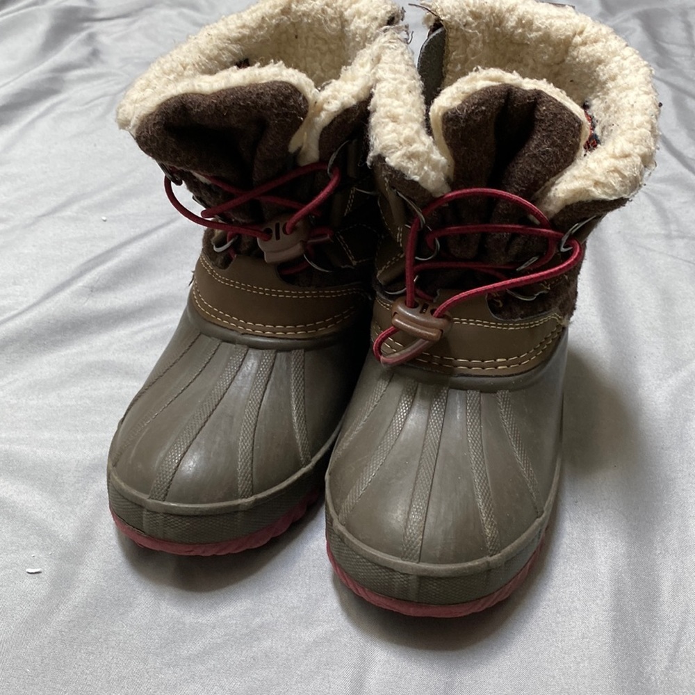 Cat & Jack boots